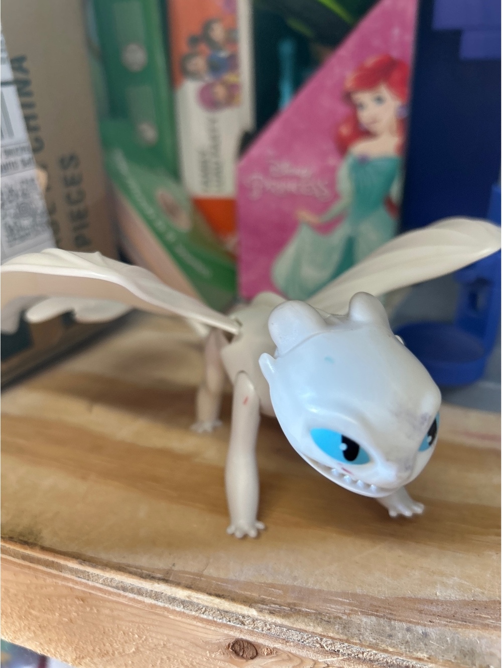 How to train a dragon white dragon